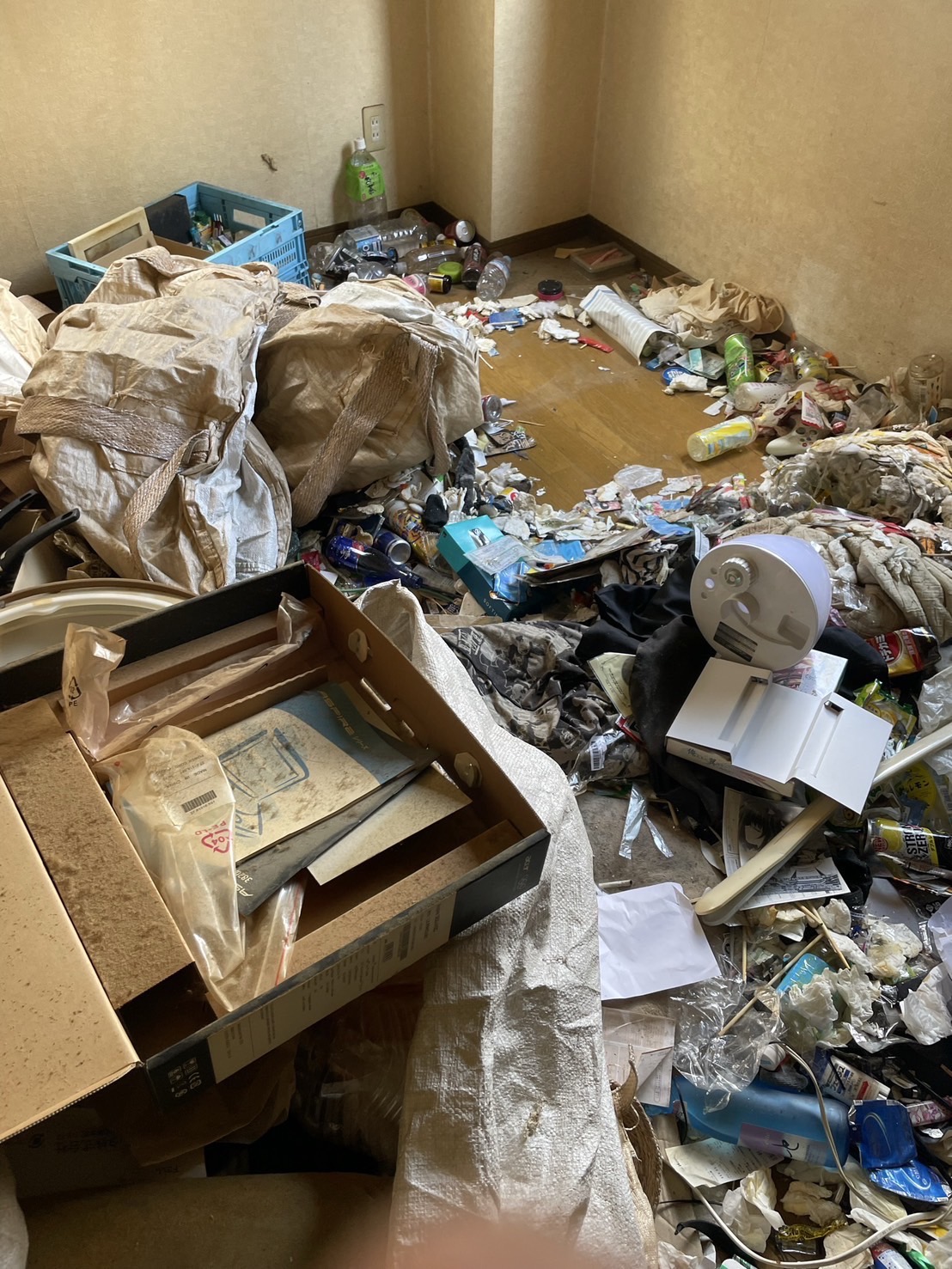 単身者向けワンルームアパートのゴミ屋敷清掃